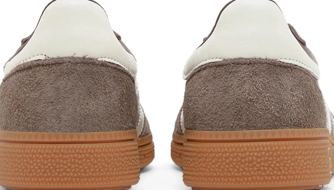 W Strata adidas Handball Earth Gum Spezial 0803